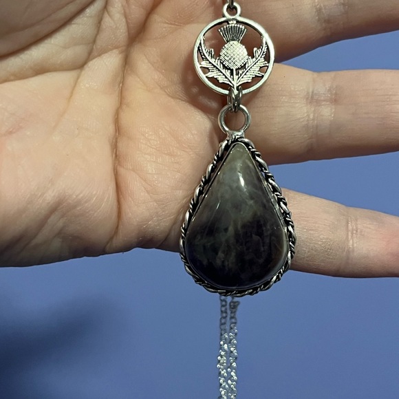 Scottish Thistle amethyst pendant, Green Witch necklace, Celtic thistle - Picture 4 of 13